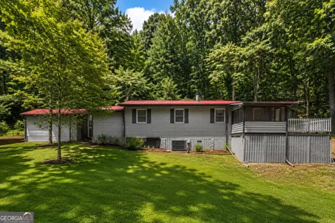 2261 Paradise Valley RD