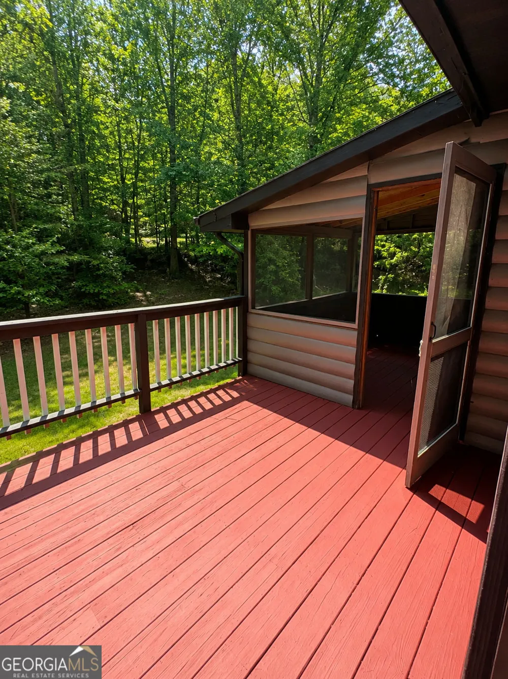 2261 Paradise Valley RD Cleveland, GA 30528