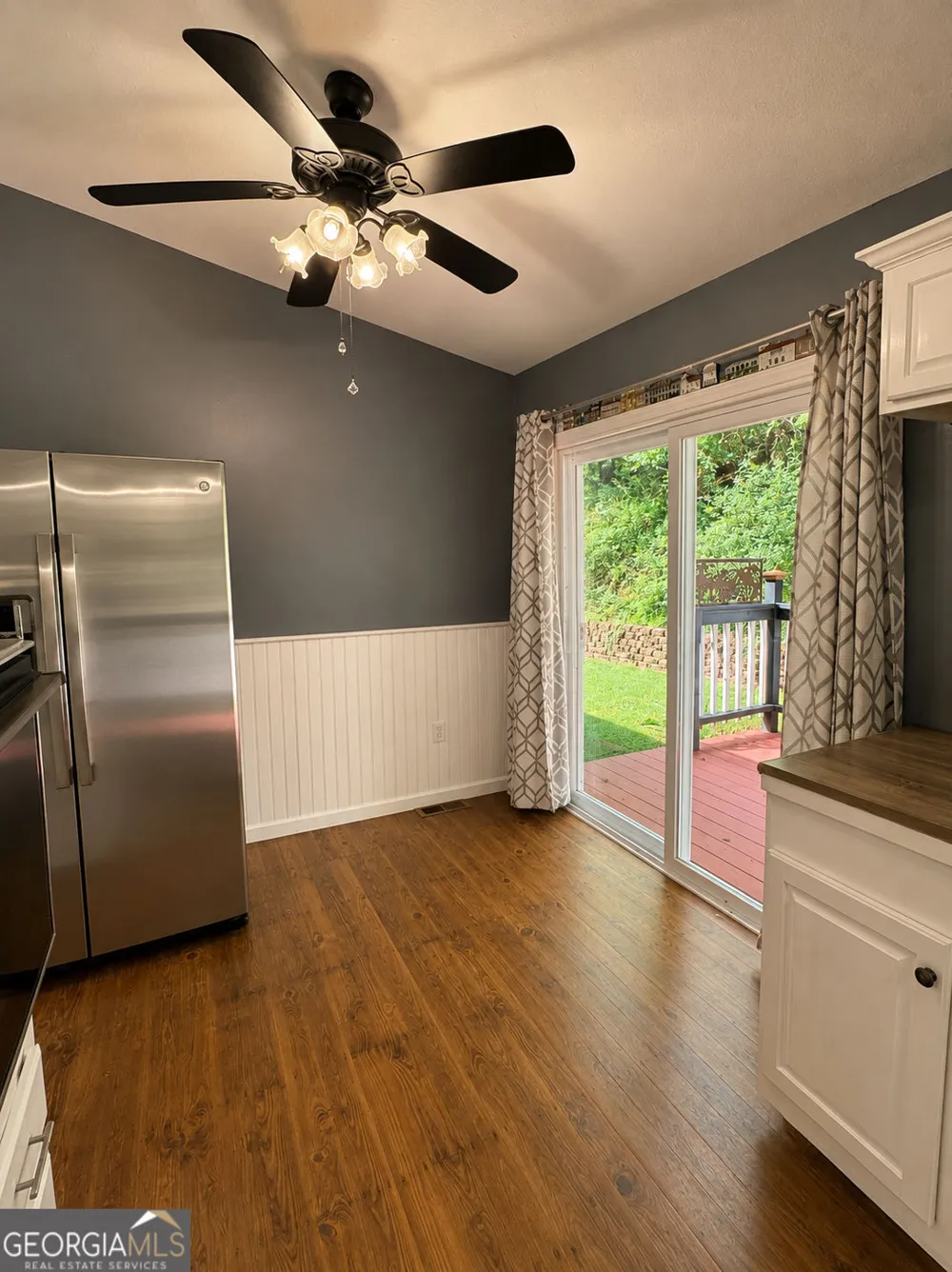 2261 Paradise Valley RD Cleveland, GA 30528