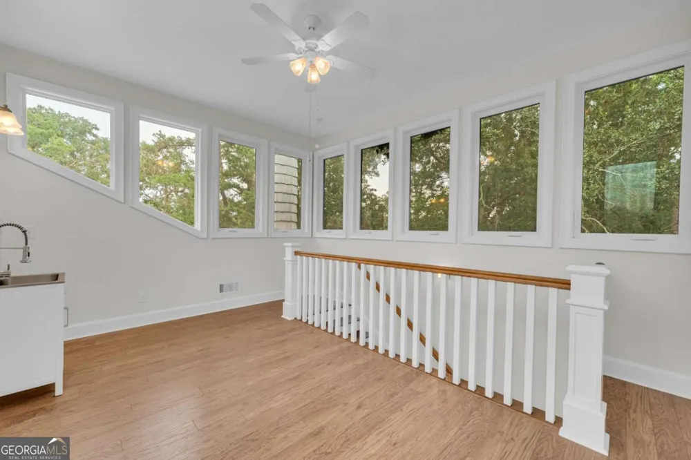 27 Classic DR Hartwell, GA 30643