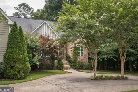 155 Pine Creek WAY