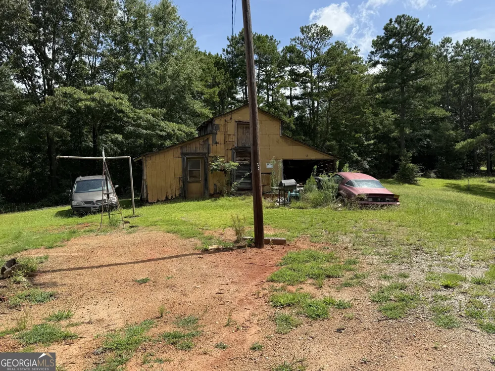 6099 Indian TRL Thomaston, GA 30286