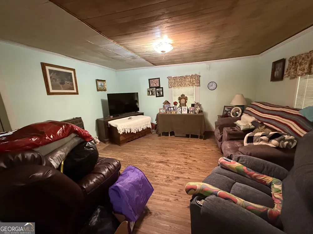 6099 Indian TRL Thomaston, GA 30286