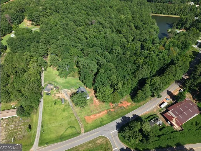 6099 Indian TRL Thomaston, GA 30286