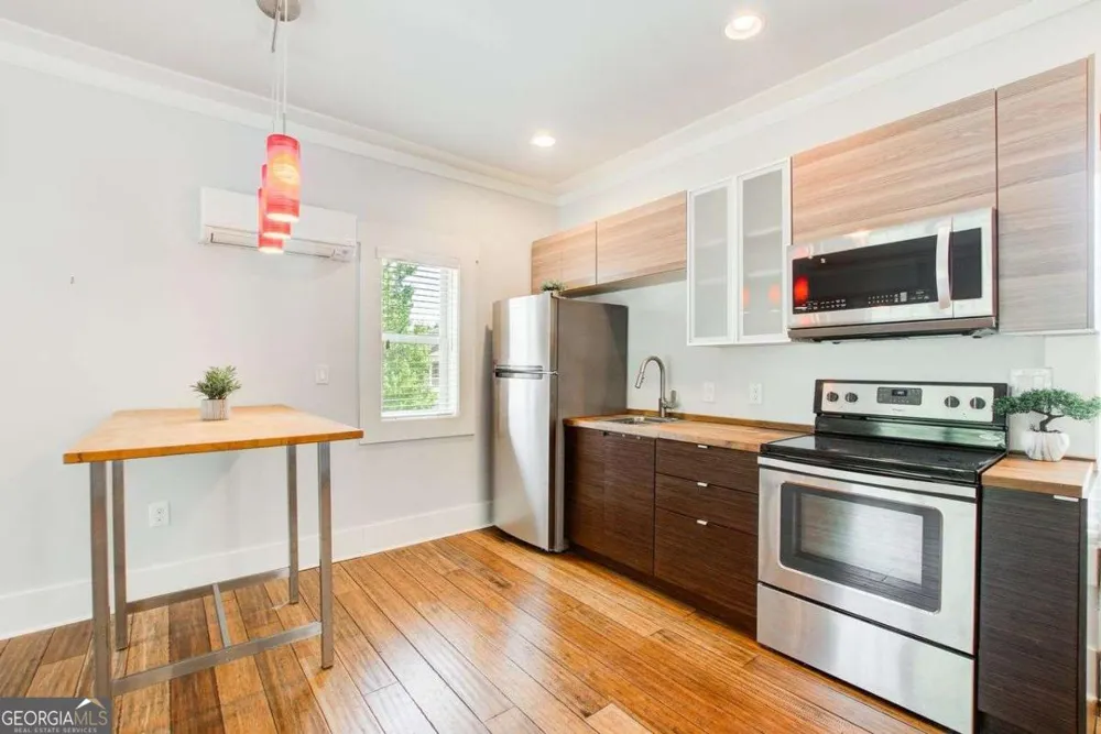 2058 Westwood RD SE Smyrna, GA 30080