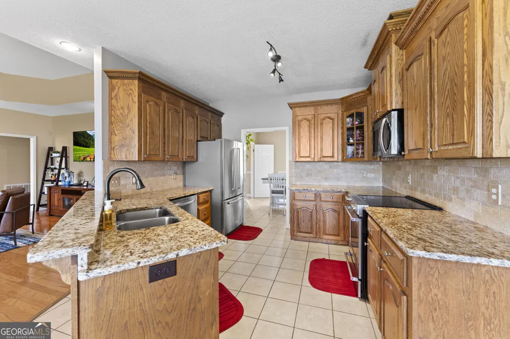 354 Hillridge CV Lizella, GA 31052