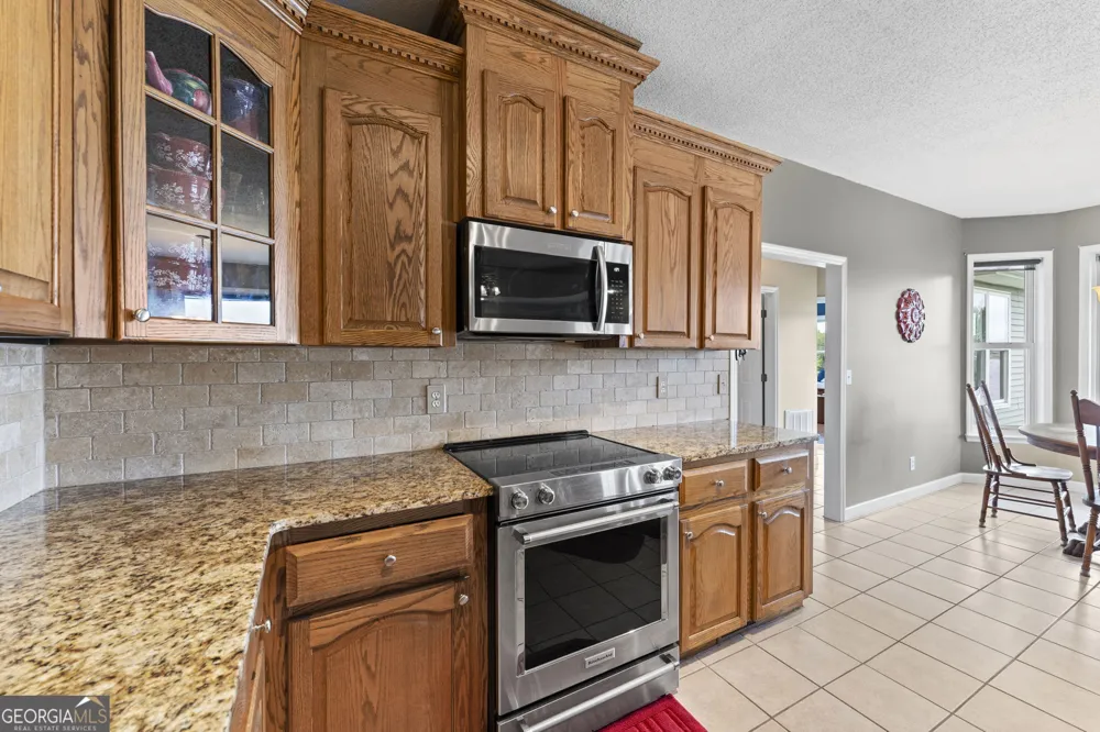354 Hillridge CV Lizella, GA 31052