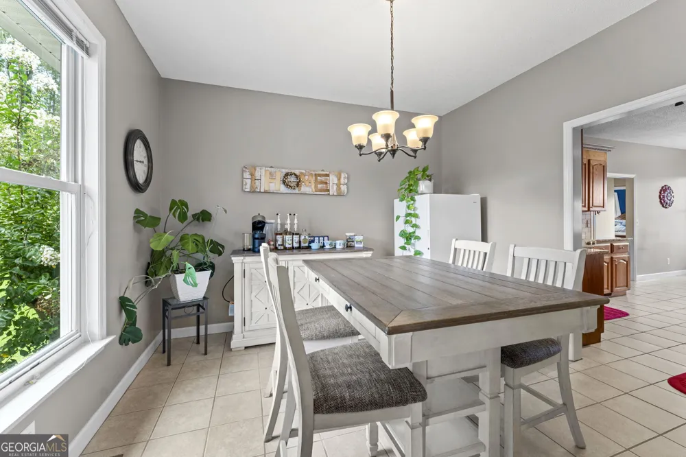 354 Hillridge CV Lizella, GA 31052