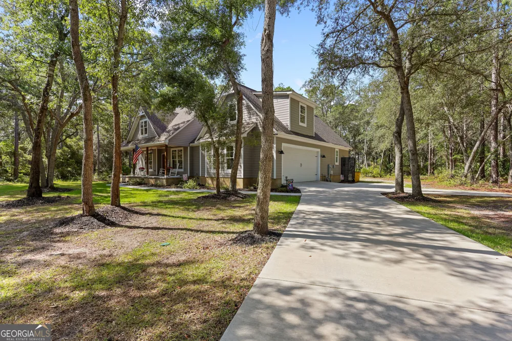 1231 Village Green DR NE Townsend, GA 31331