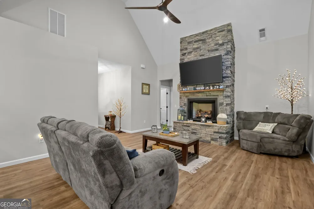 1231 Village Green DR NE Townsend, GA 31331