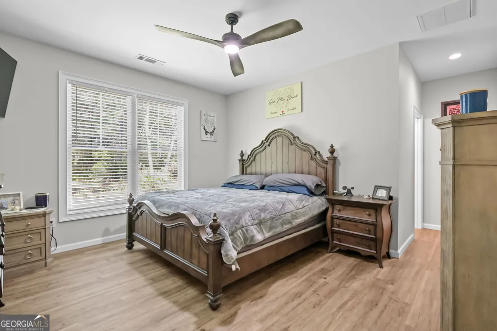 1231 Village Green DR NE Townsend, GA 31331
