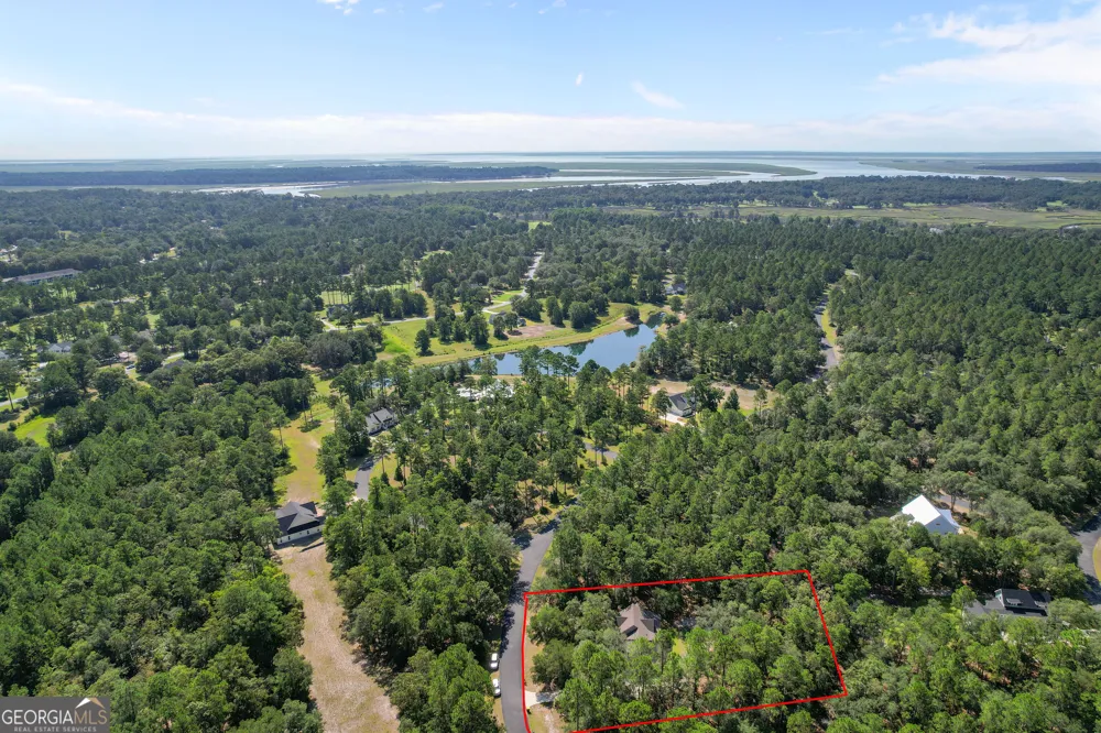 1231 Village Green DR NE Townsend, GA 31331