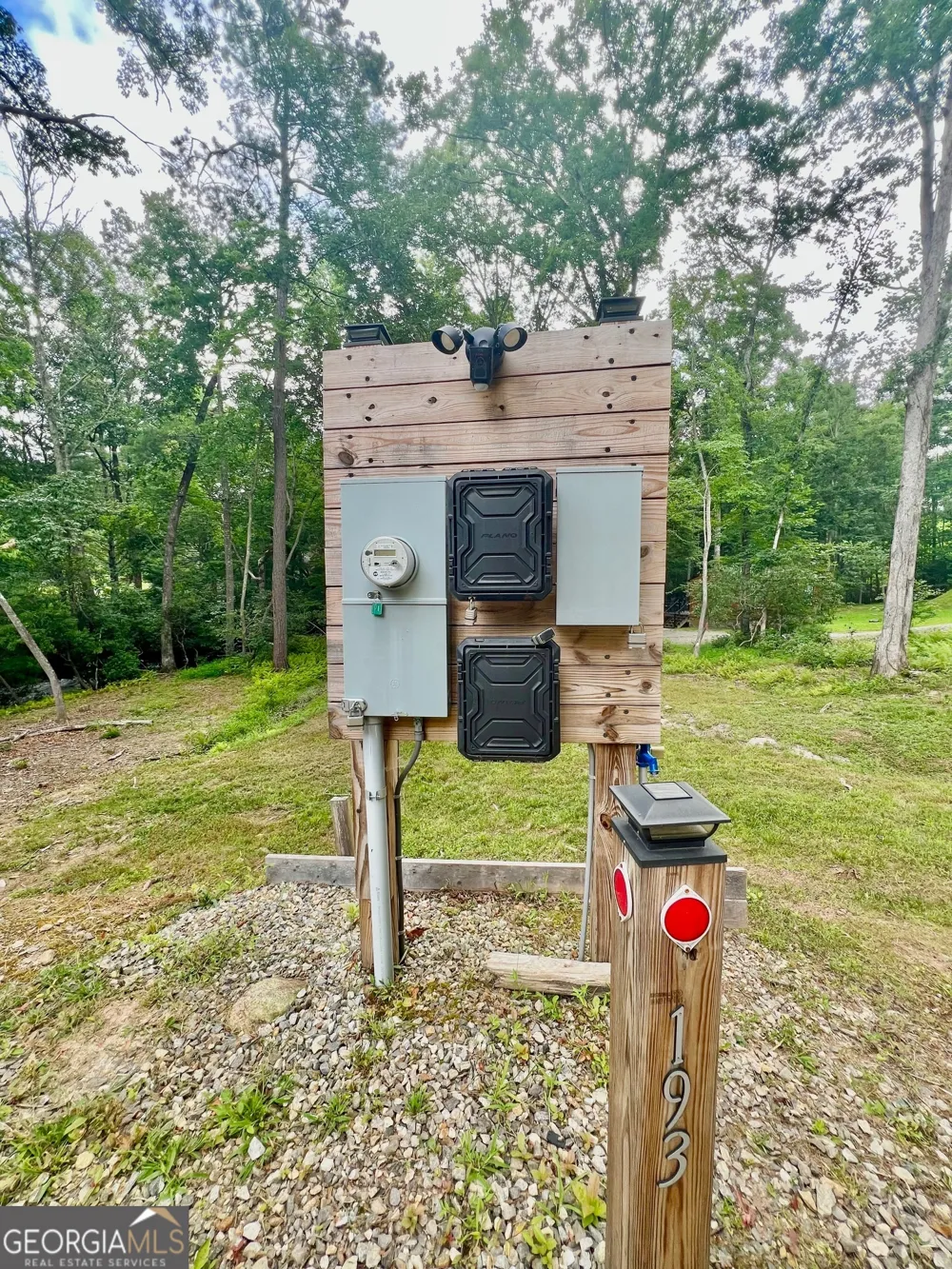 193 Opossum RD Blairsville, GA 30512
