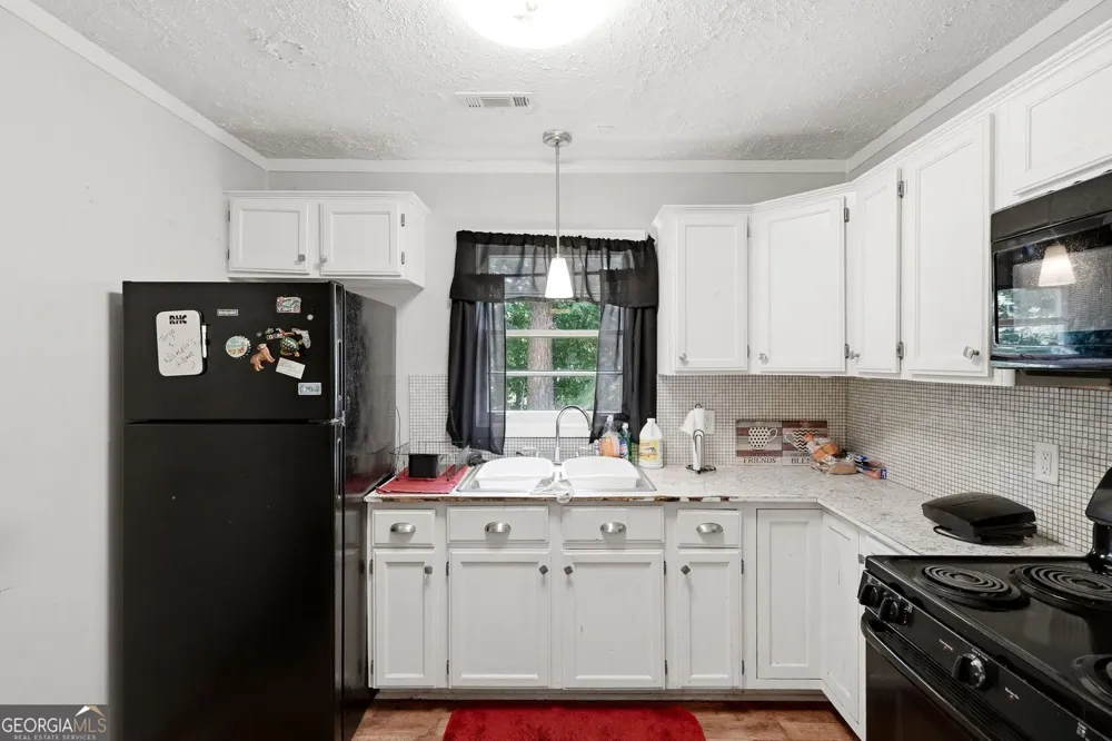 225 Myrtle DR Roberta, GA 31078