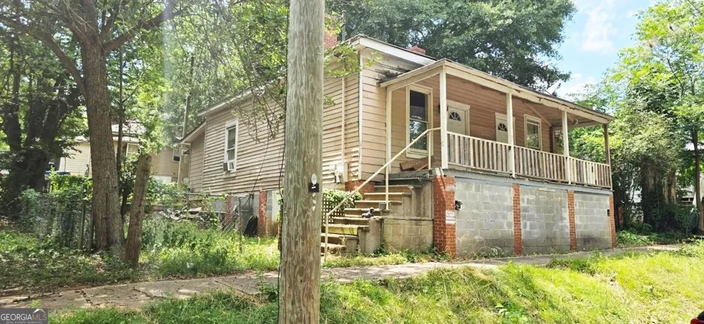 7 Magnolia ST Porterdale, GA 30014