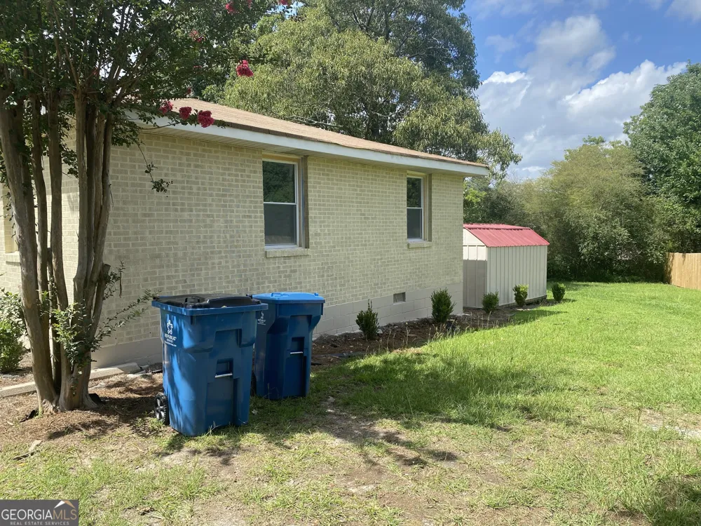 914 Ozora RD Loganville, GA 30052