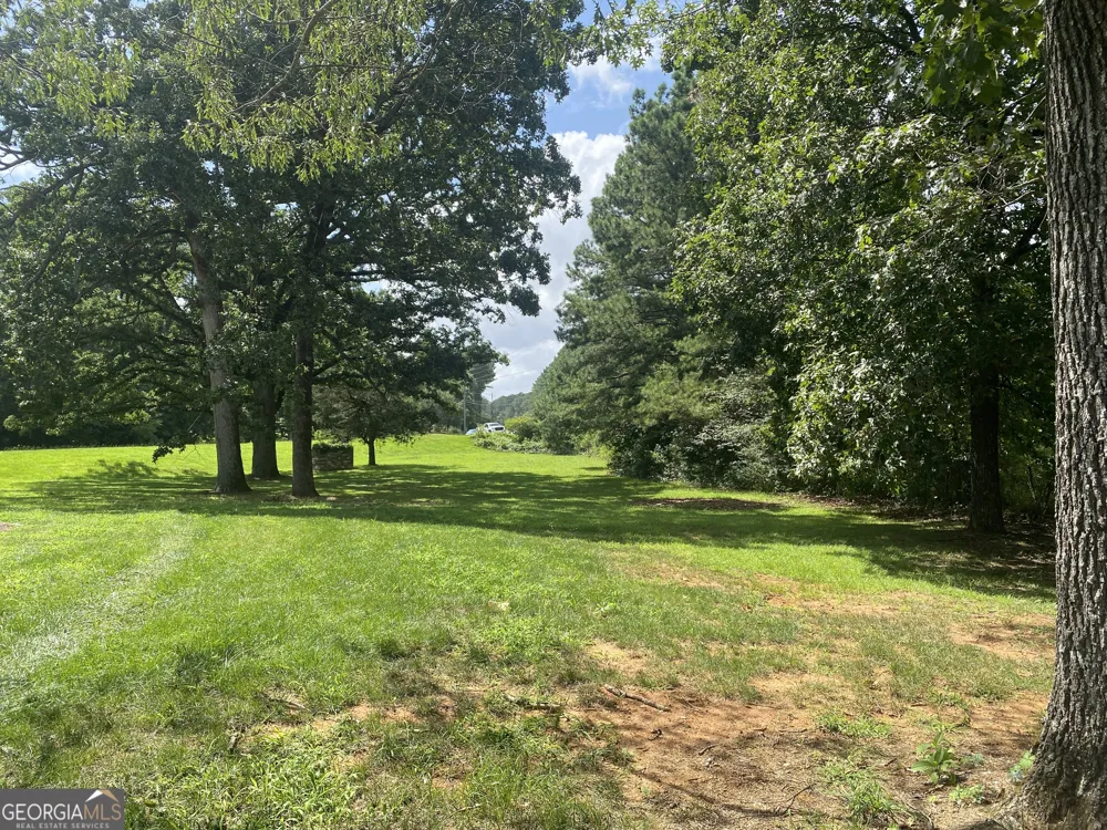 914 Ozora RD Loganville, GA 30052