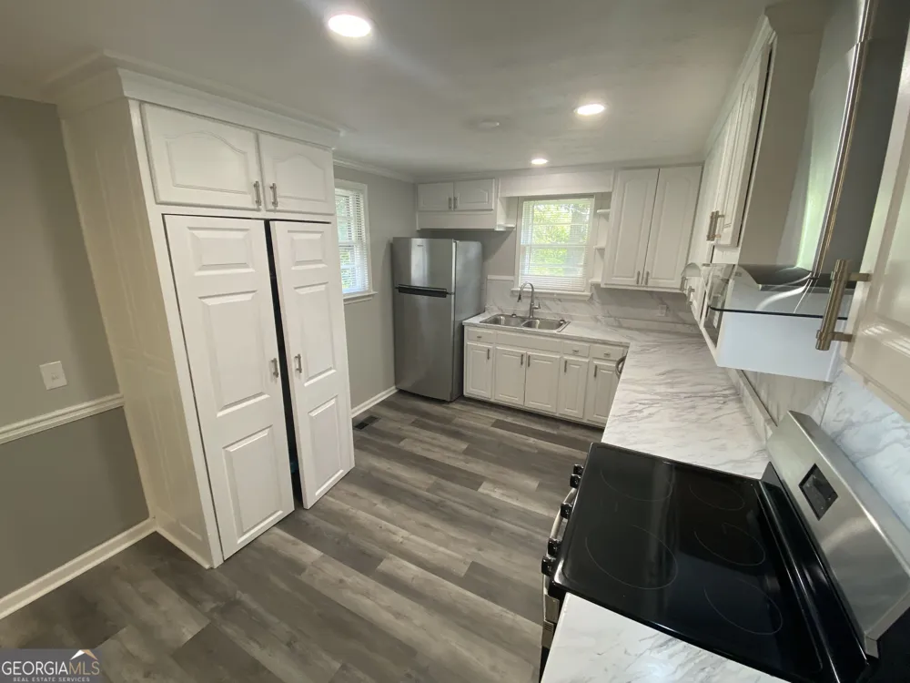 914 Ozora RD Loganville, GA 30052