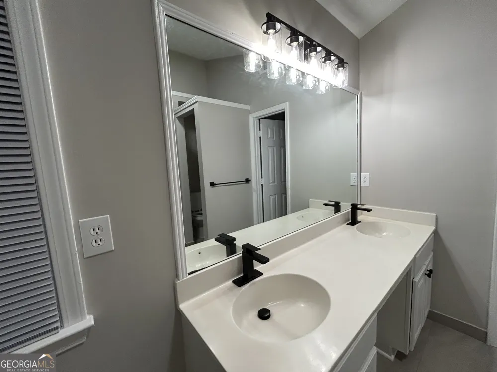 2715 White Blossom LN Suwanee, GA 30024