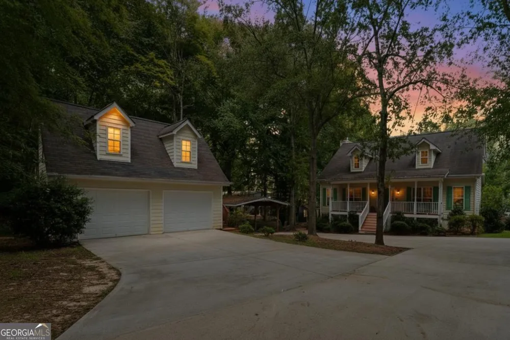 536 River Lake DR Eatonton, GA 31024