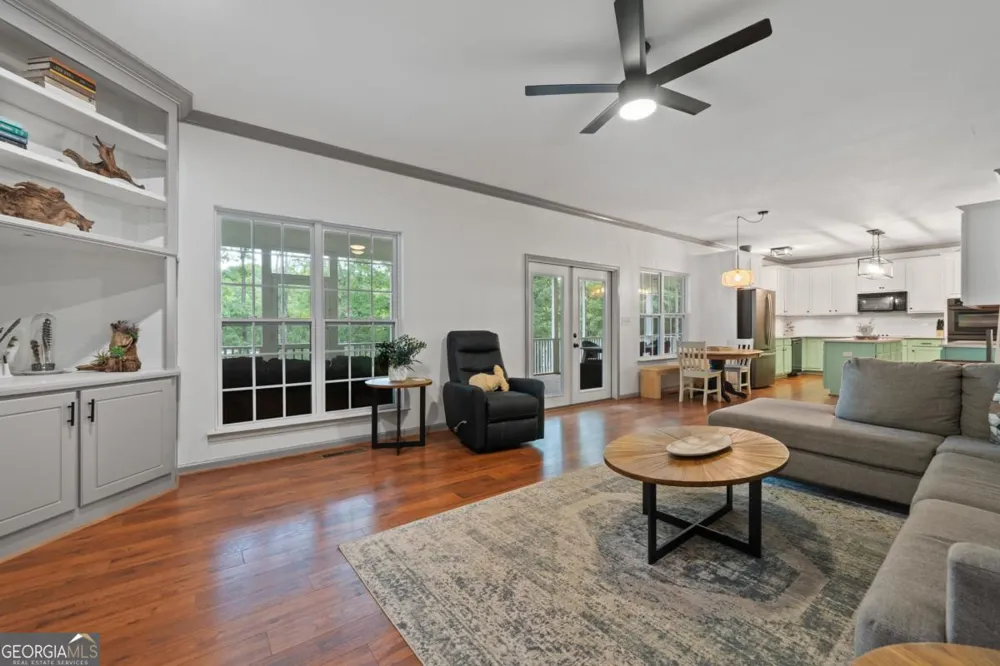 536 River Lake DR Eatonton, GA 31024