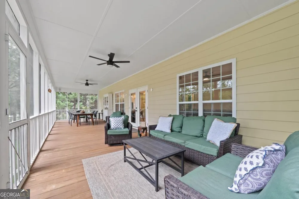 536 River Lake DR Eatonton, GA 31024