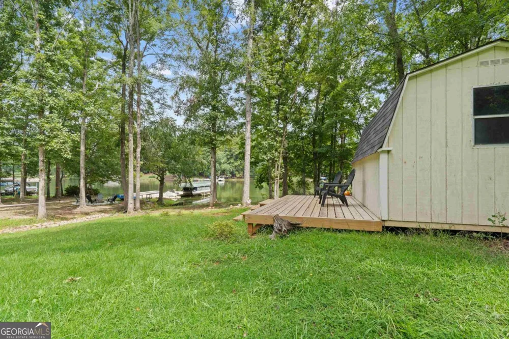 536 River Lake DR Eatonton, GA 31024