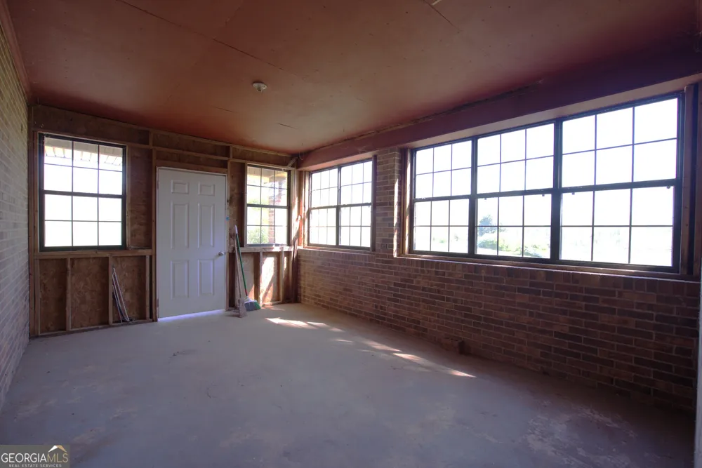 337 Dockery RD Dahlonega, GA 30533