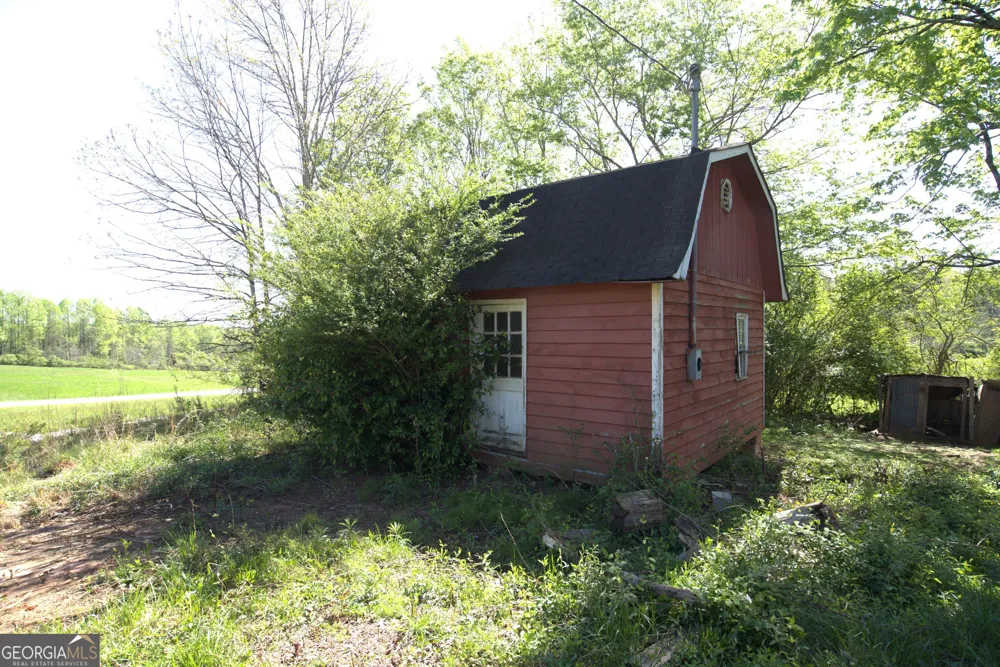 337 Dockery RD Dahlonega, GA 30533