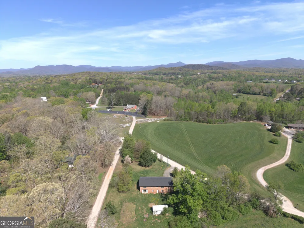 337 Dockery RD Dahlonega, GA 30533
