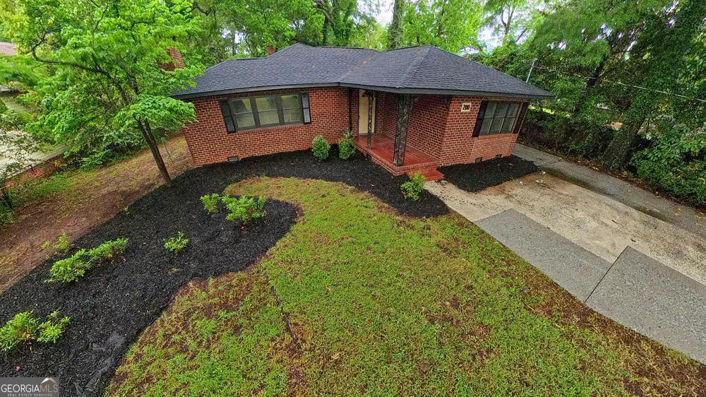 200 Everett SQ Fort Valley, GA 31030