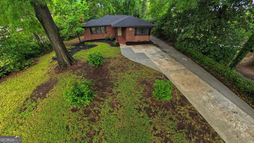 200 Everett SQ Fort Valley, GA 31030