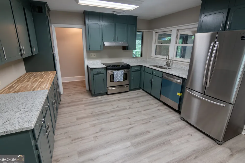 200 Everett SQ Fort Valley, GA 31030