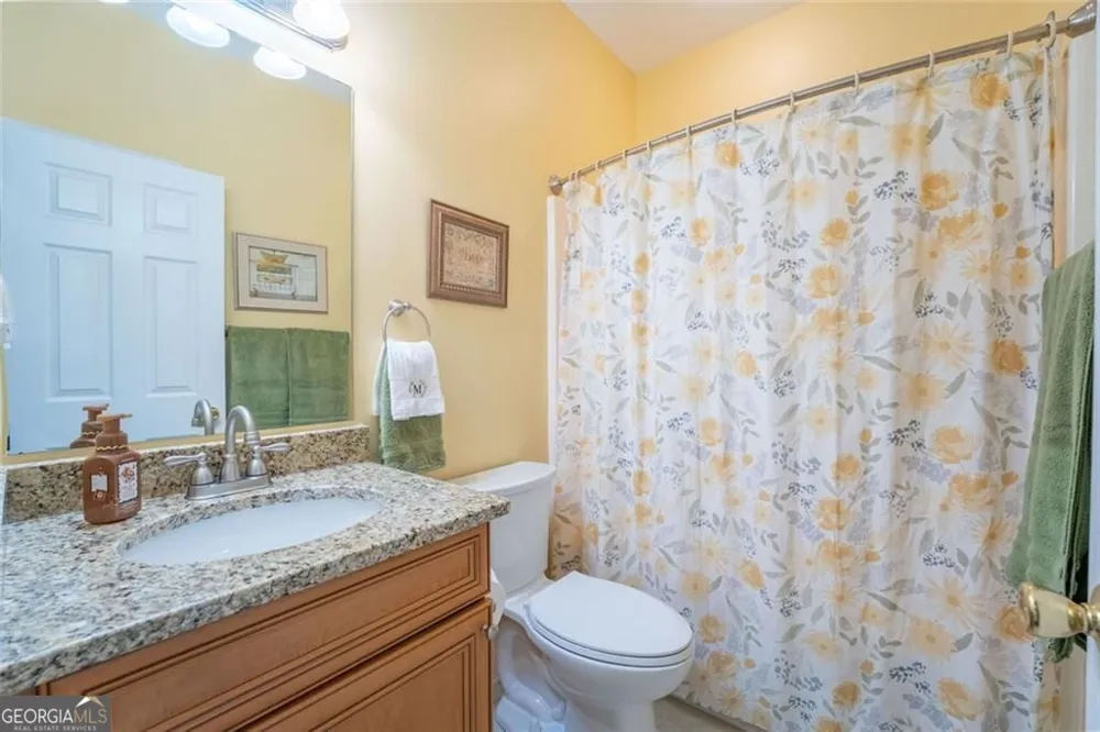 190 Towerview CIR Mount Airy, GA 30563