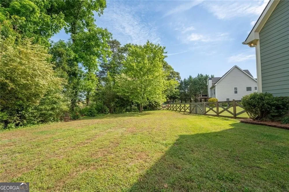 190 Towerview CIR Mount Airy, GA 30563