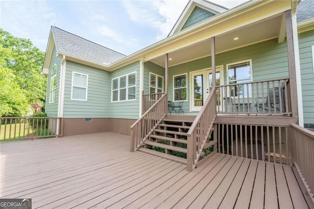 190 Towerview CIR Mount Airy, GA 30563