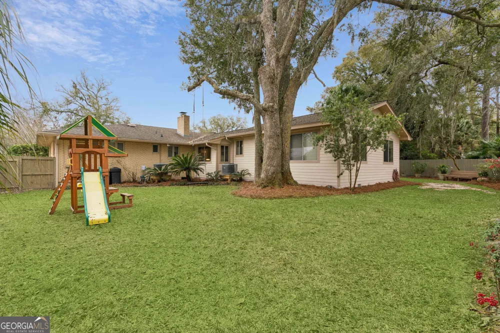 519 Wesley Oak CIR St. Simons, GA 31522