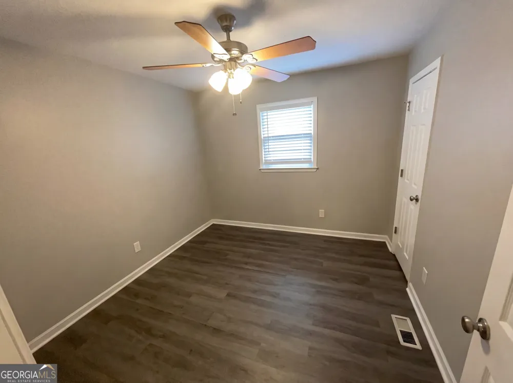 10 King DR Carrollton, GA 30116