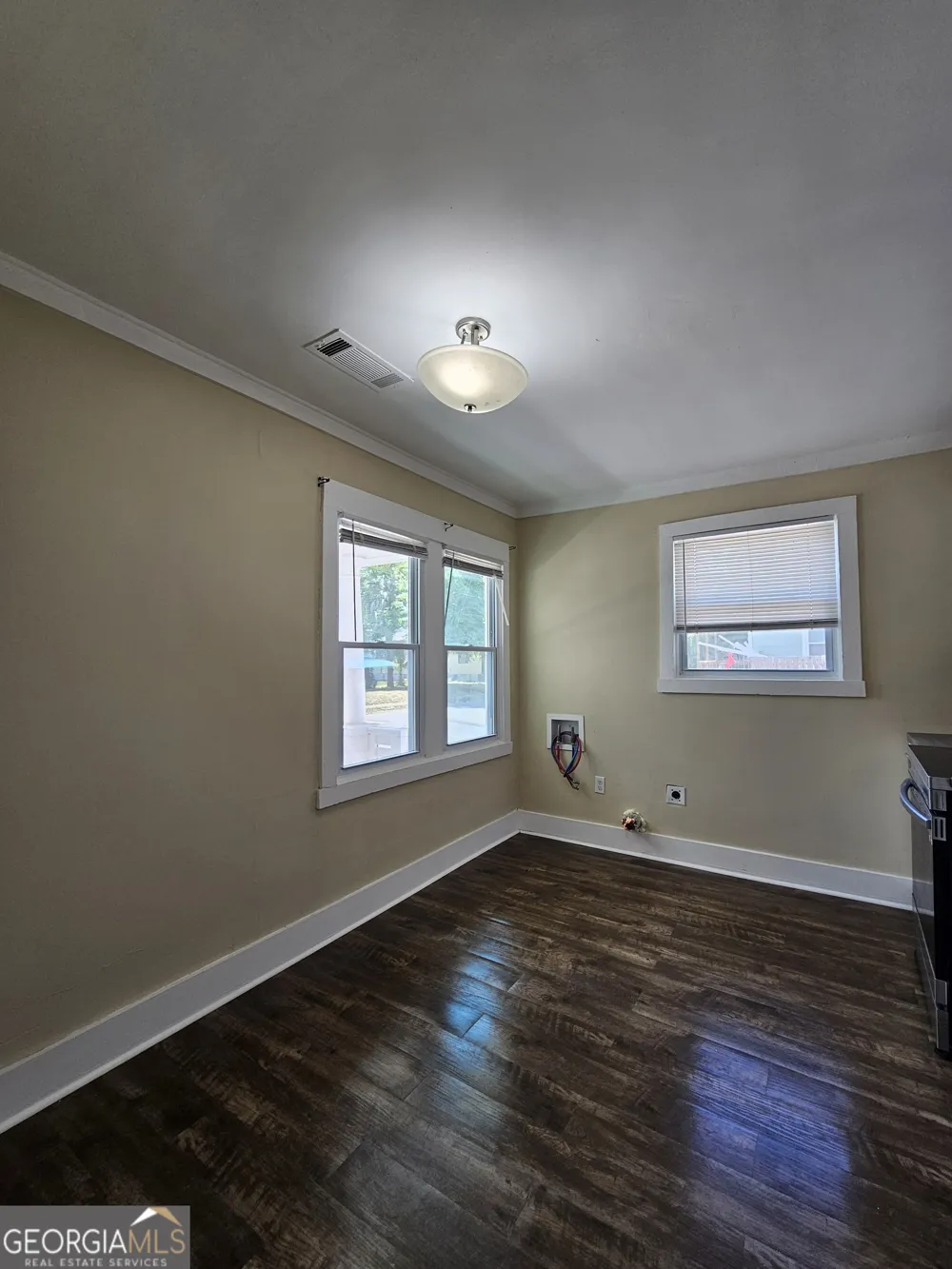 22 W 59th ST Savannah, GA 31405