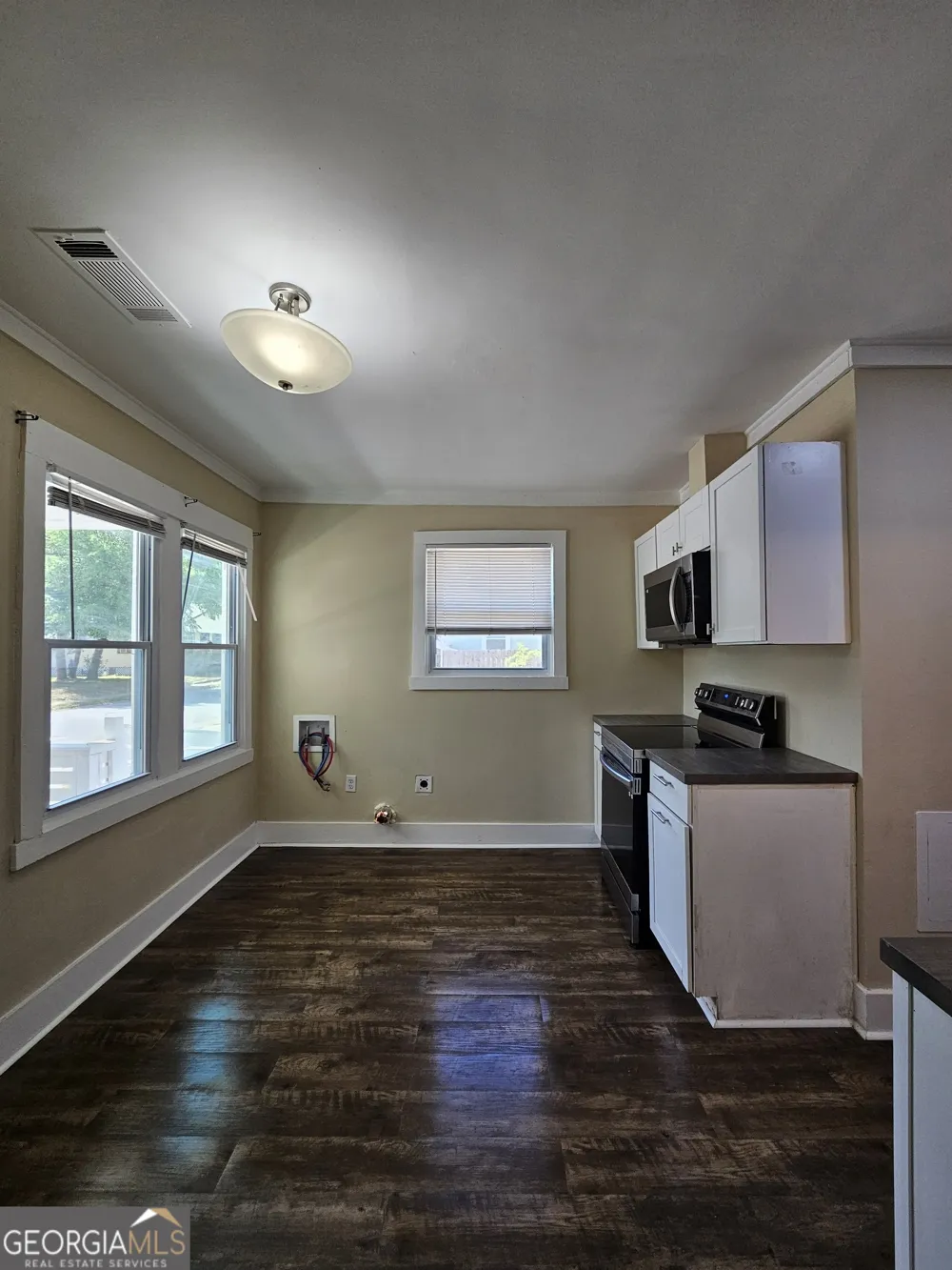 22 W 59th ST Savannah, GA 31405