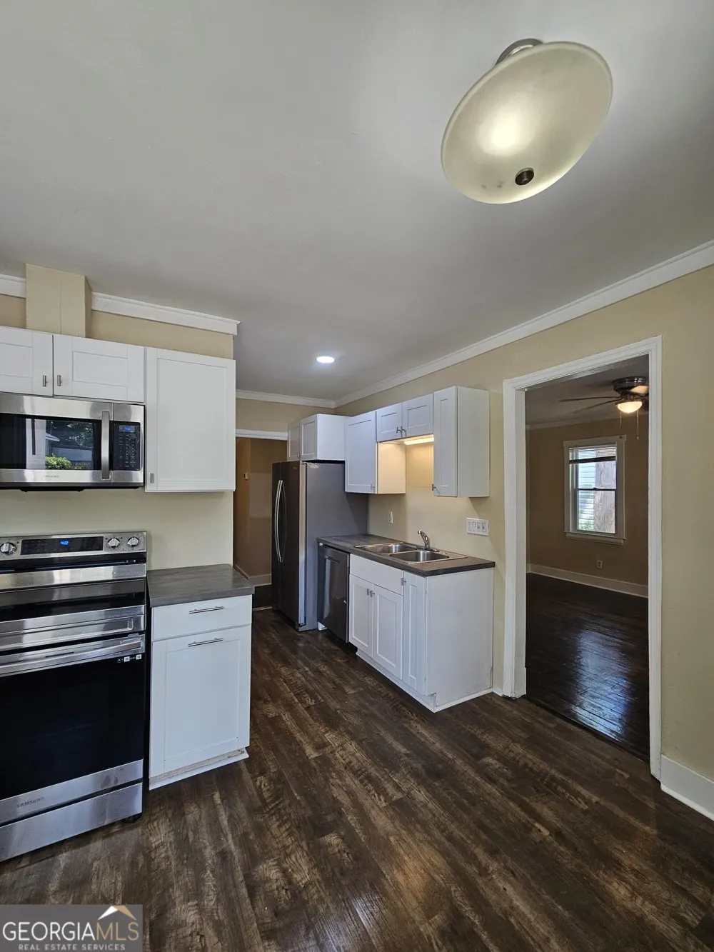 22 W 59th ST Savannah, GA 31405