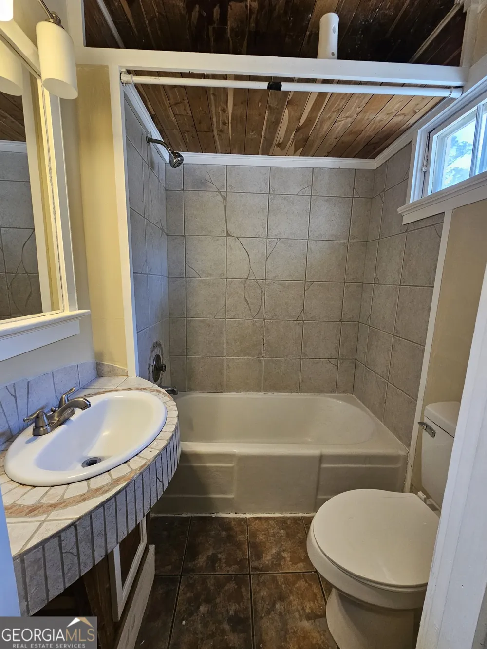 22 W 59th ST Savannah, GA 31405
