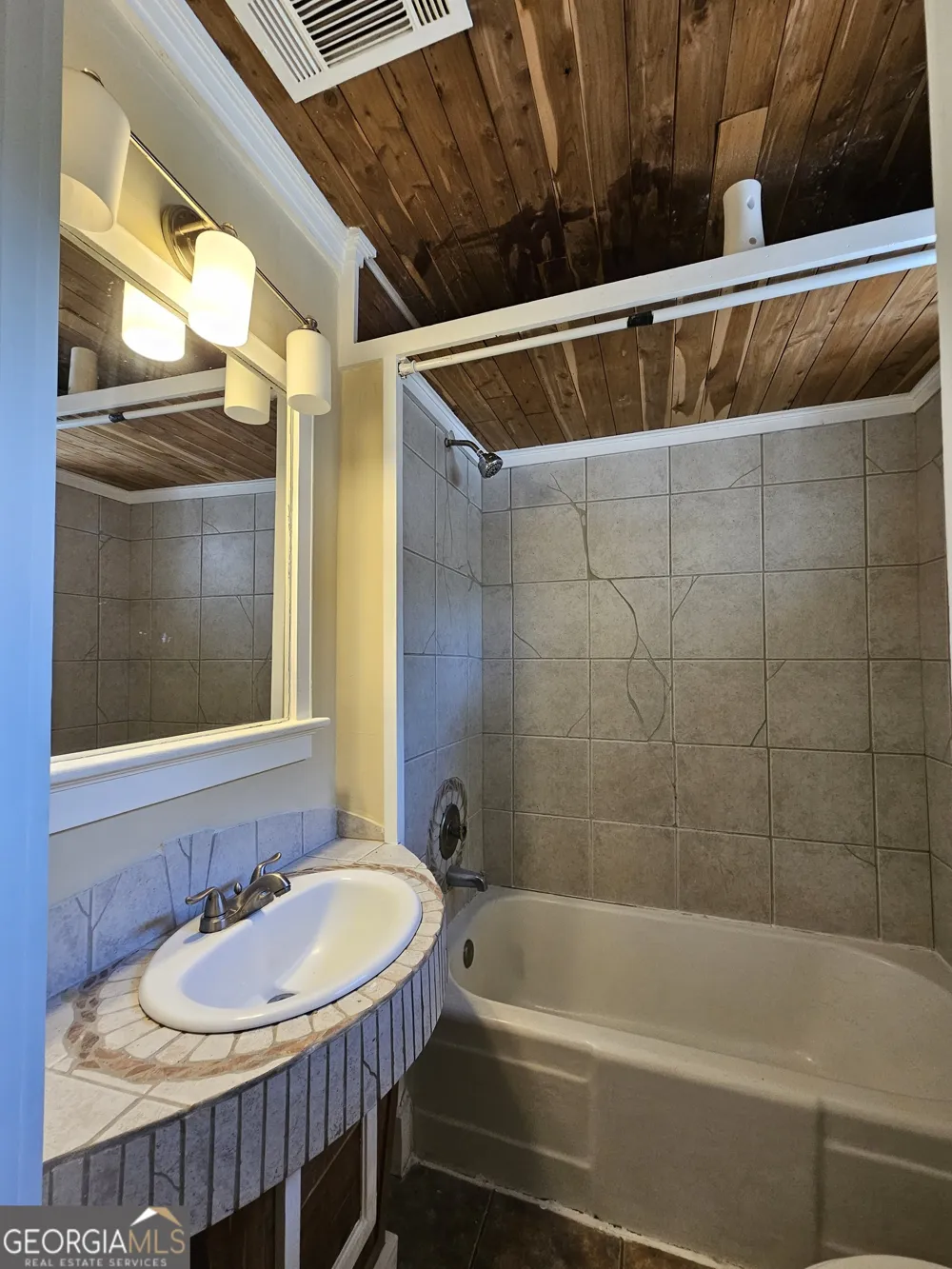 22 W 59th ST Savannah, GA 31405