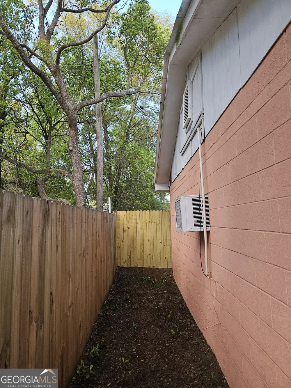 22 W 59th ST Savannah, GA 31405