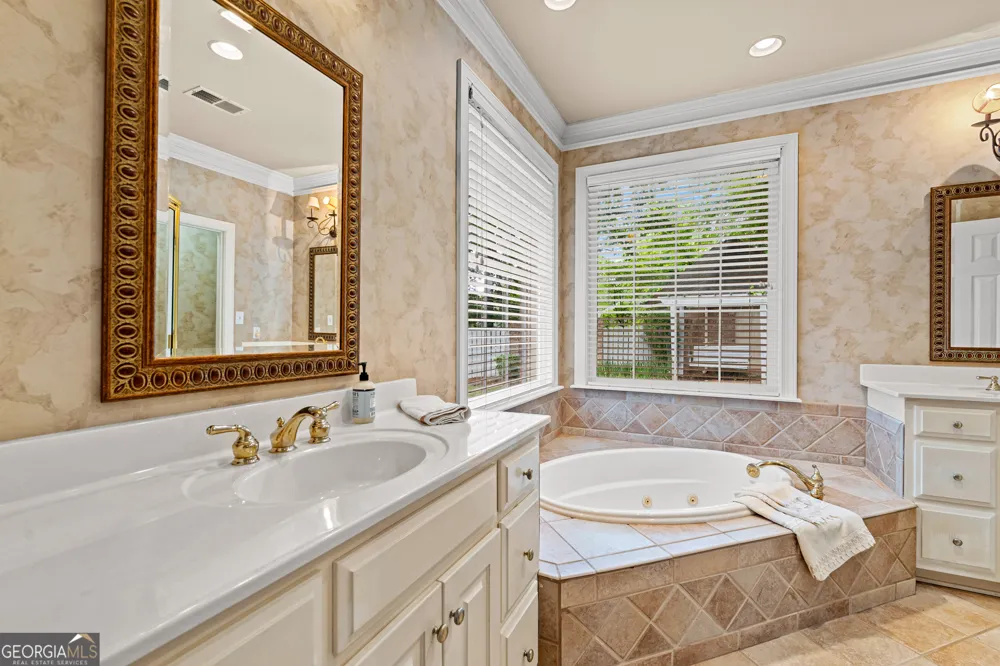 101 Ridgeview DR LaGrange, GA 30240