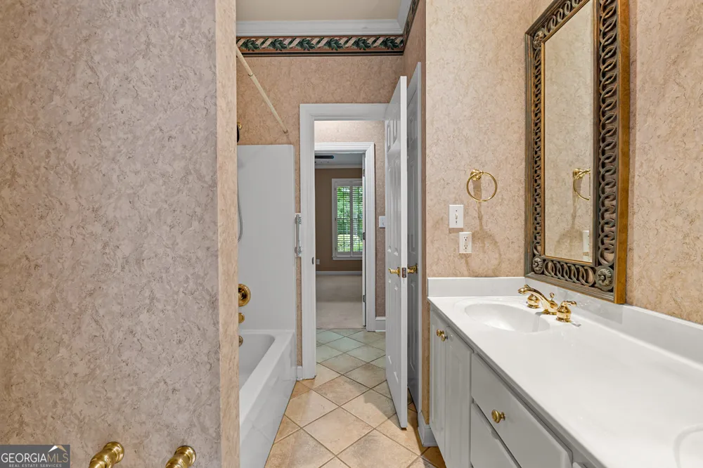 101 Ridgeview DR LaGrange, GA 30240