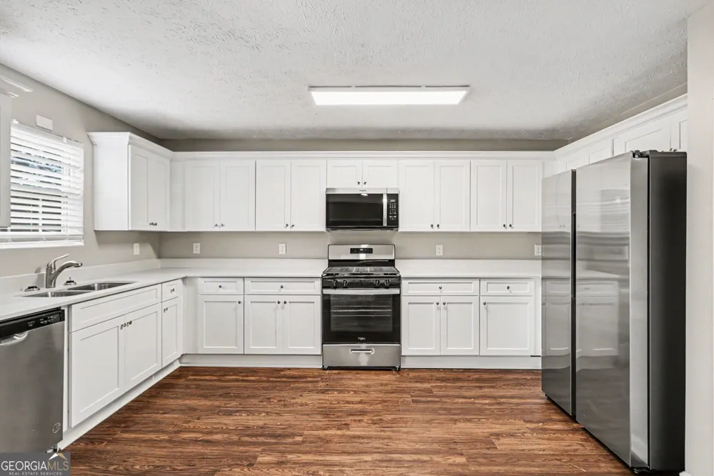 227 Starlyn DR Hiram, GA 30141