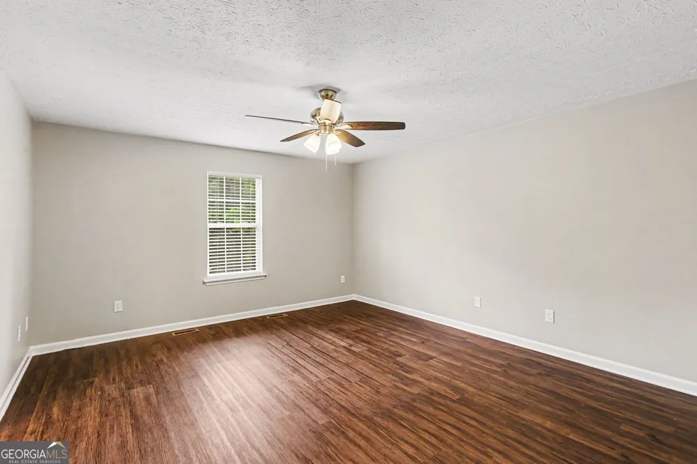 227 Starlyn DR Hiram, GA 30141
