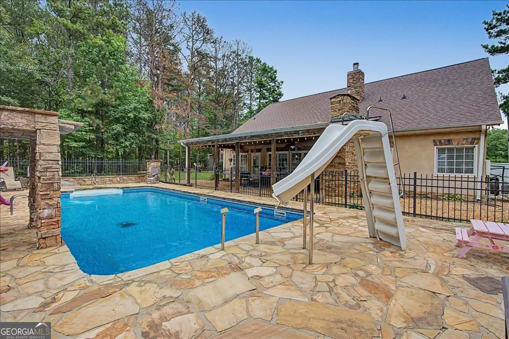 75 N Raburn RD Bremen, GA 30110