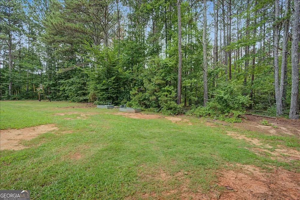 75 N Raburn RD Bremen, GA 30110